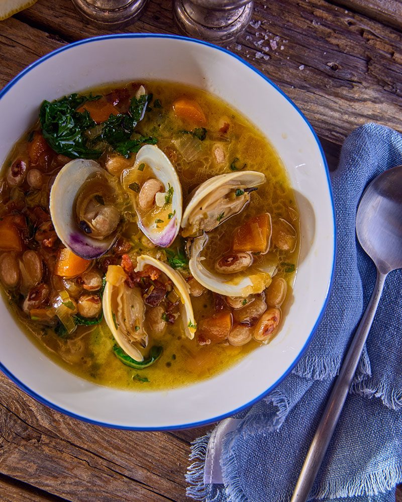 soup with clams and beans